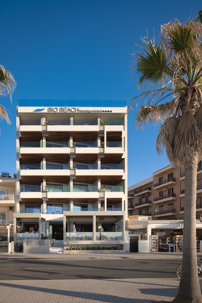 Pegasus Hotel & Apartments 5/55