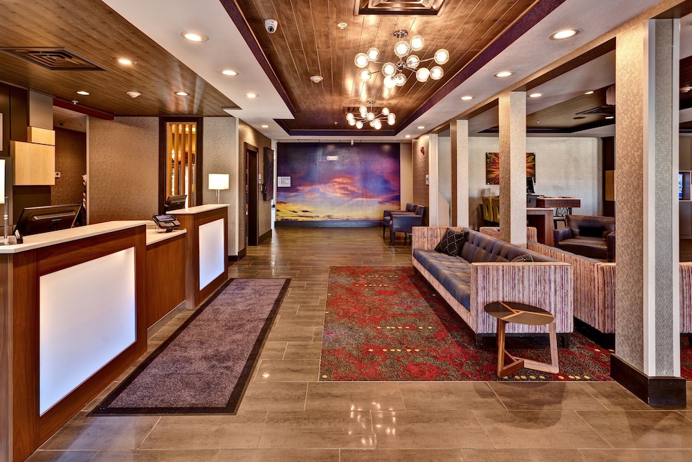 Holiday Inn Express Hutchinson 15/47