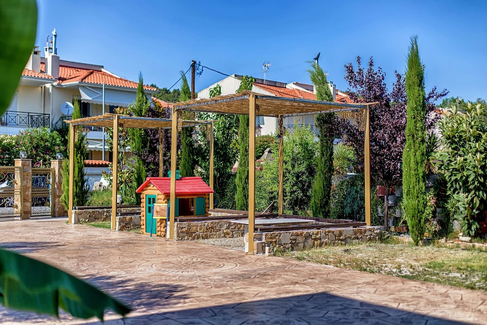 Greek Pride Hotel 34/50
