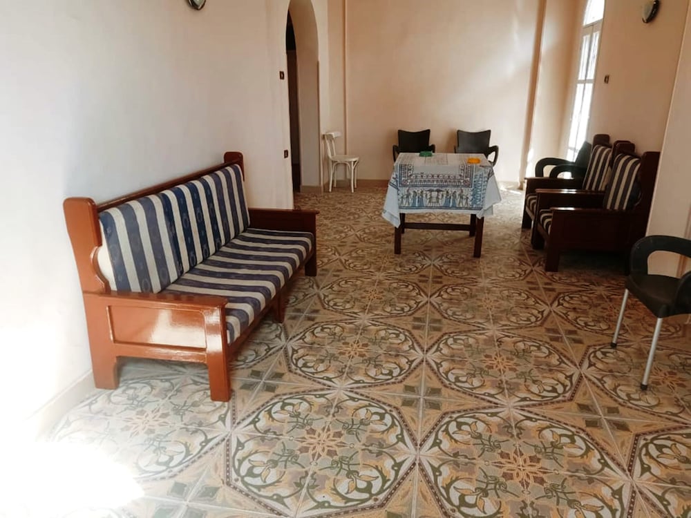 Amenophis Hotel 29/50