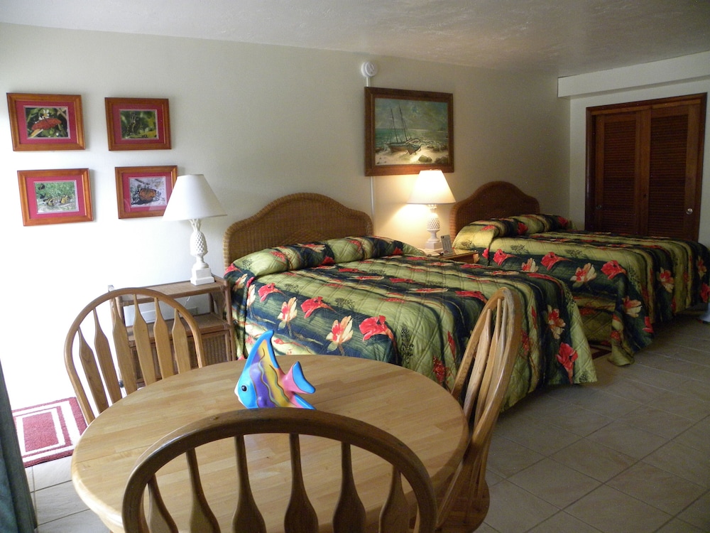 Rock Reef Resort 41/77