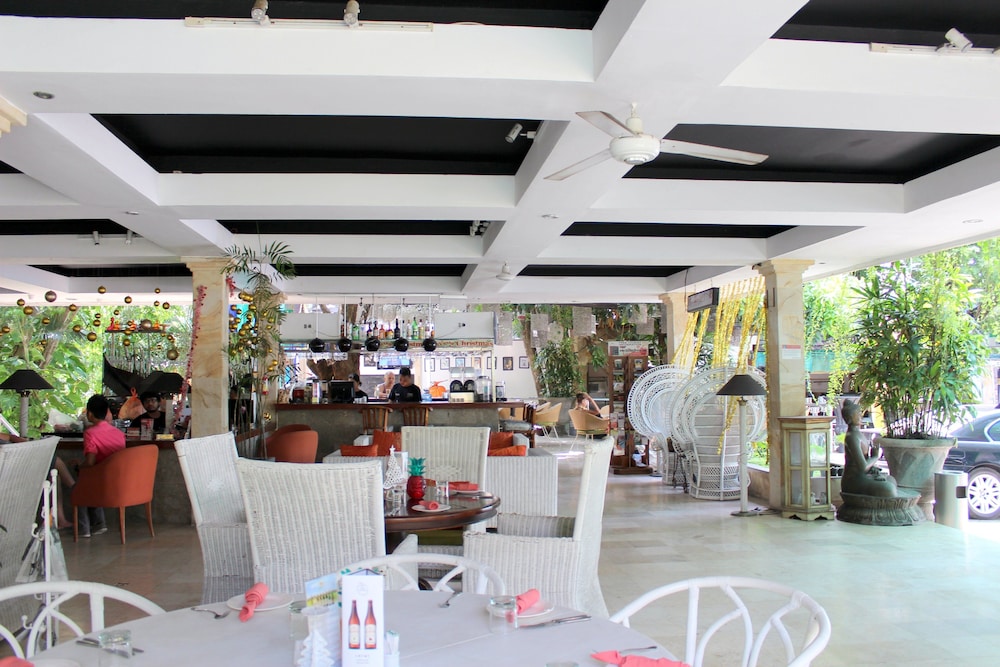 Bali Mystique Hotel And Apartments 77/79