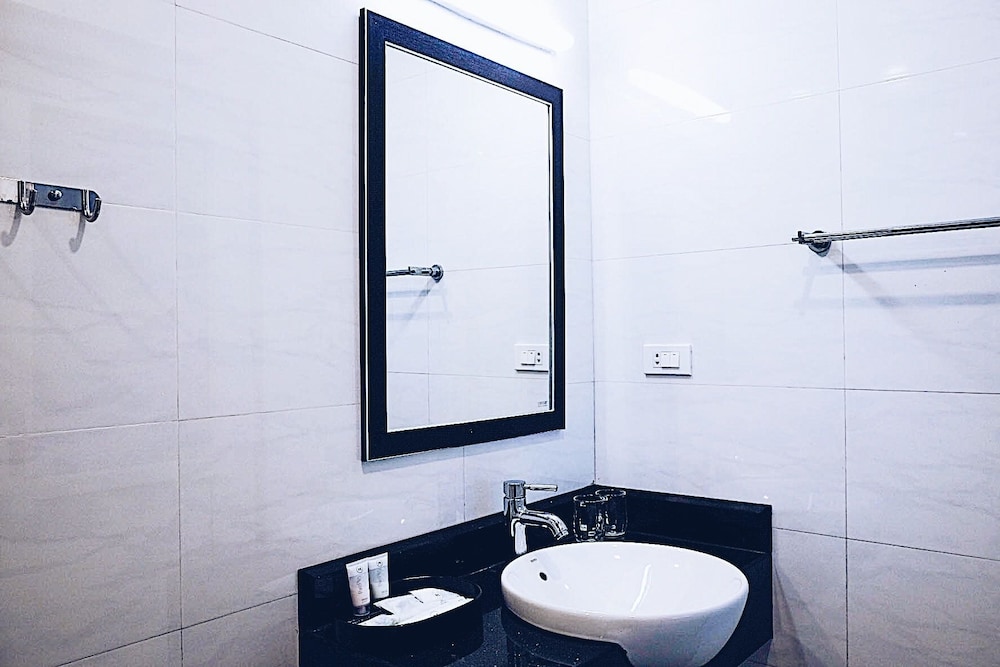 My Lan Hanoi Hotel 45/48