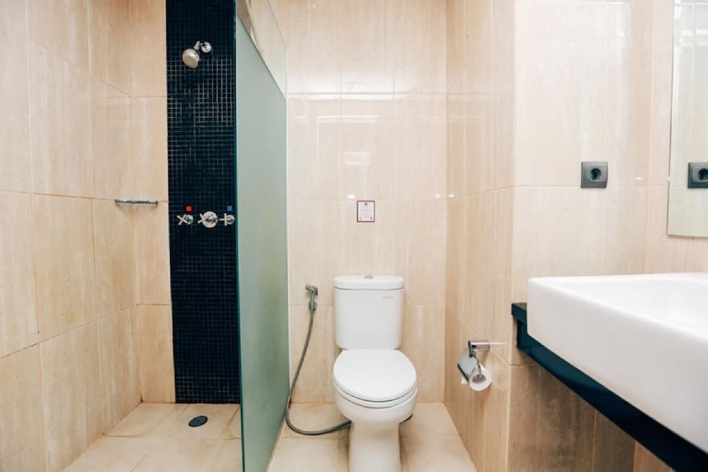 Sotis Hotel Falatehan Jakarta 17/18