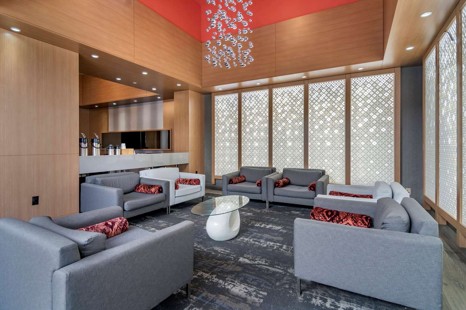 Best Western Plus Vancouver Airport Hotel 30/50