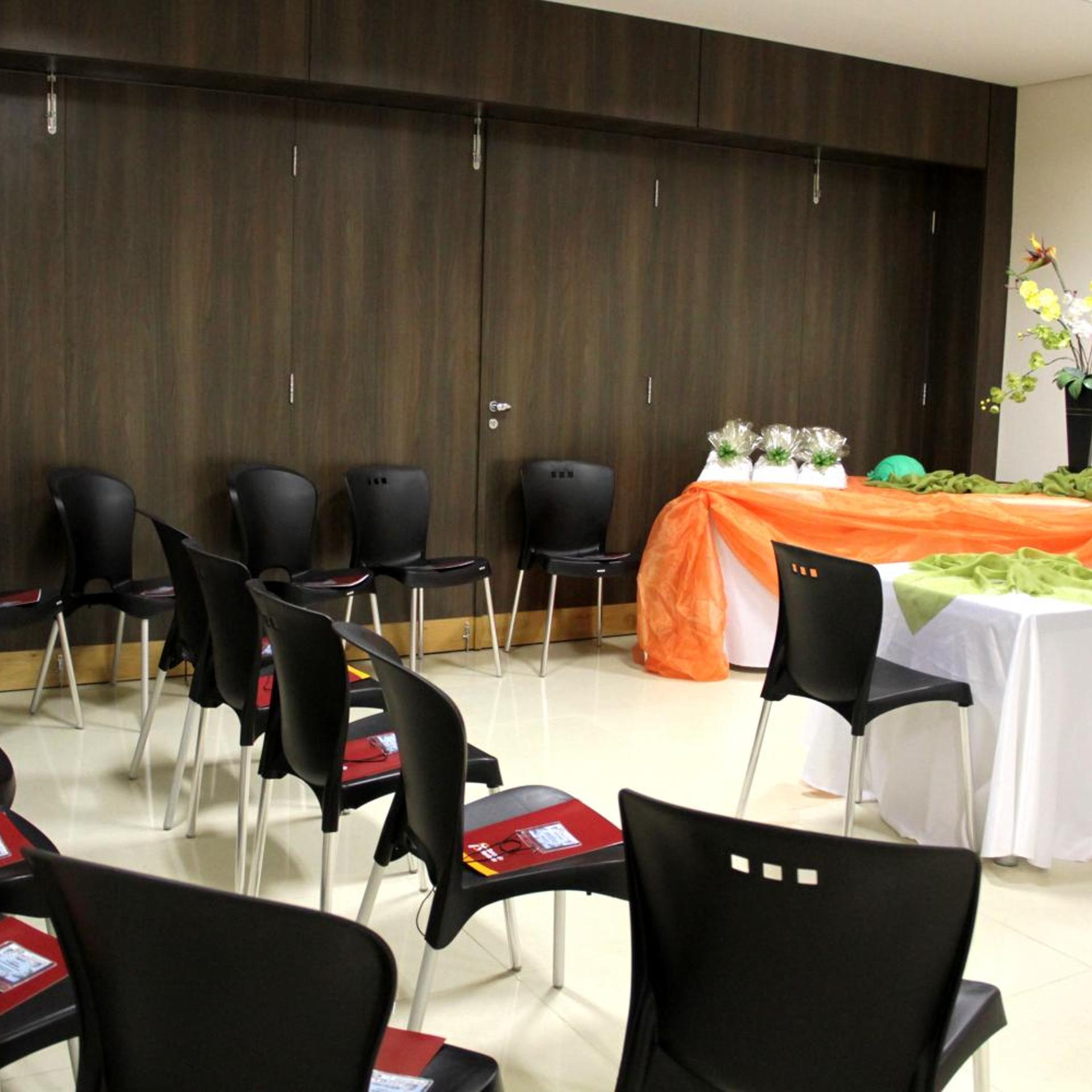 EXECUTIVO HOTEL MONTES CLAROS 29/36