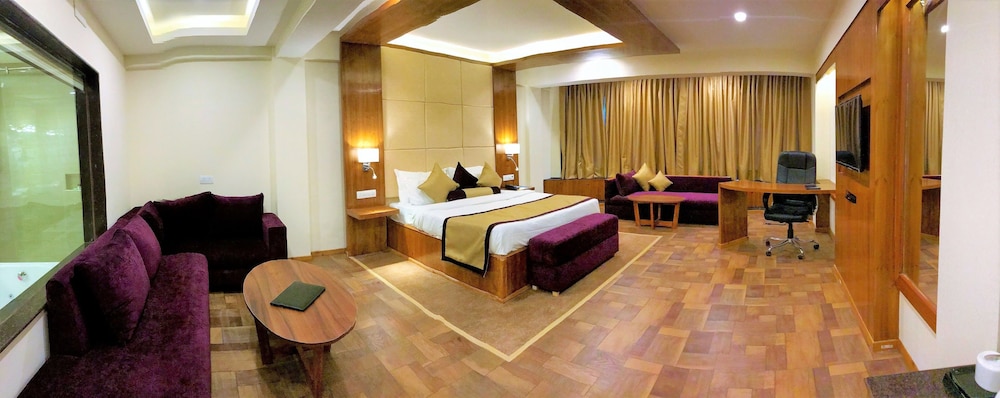 Welcome Hotel At Srinagar 15/50