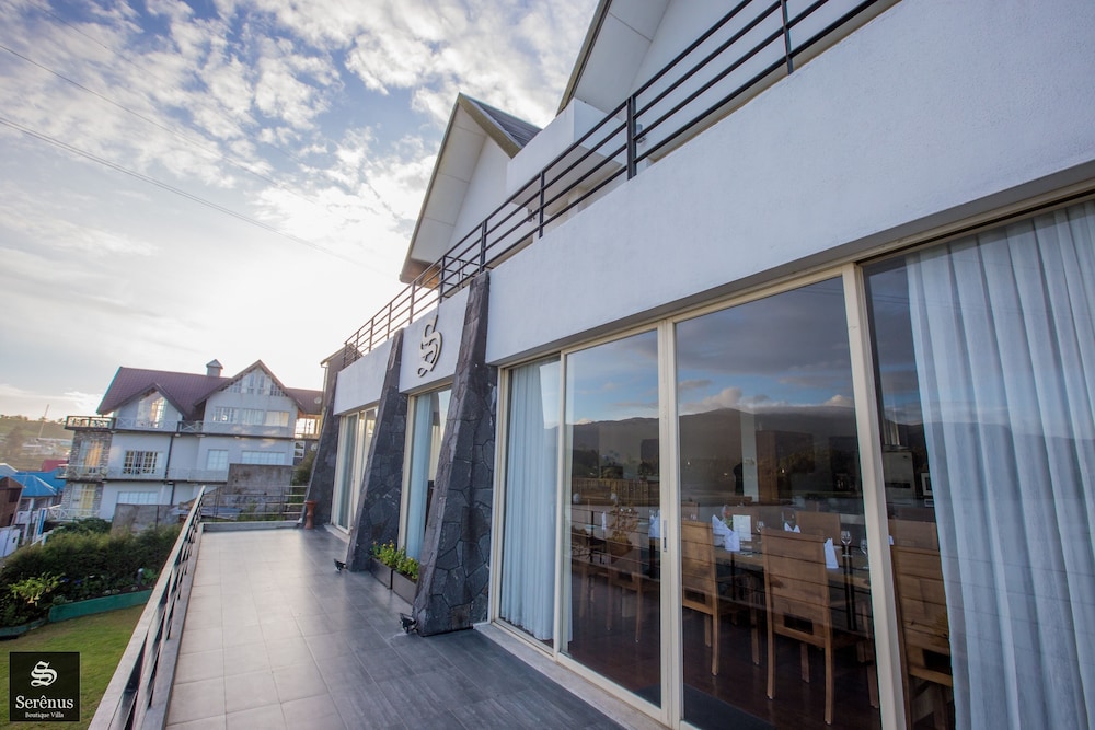 Serenus Boutique Villa 7/64