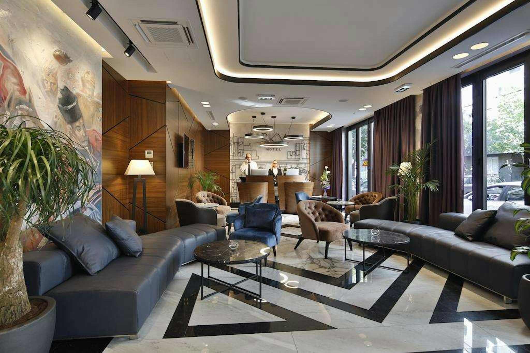 SKY HOTEL 37/49