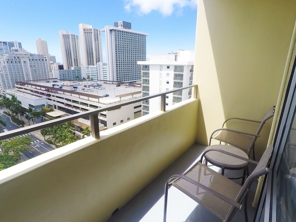 Ohia Waikiki Studio Suites in HONOLULU - HI