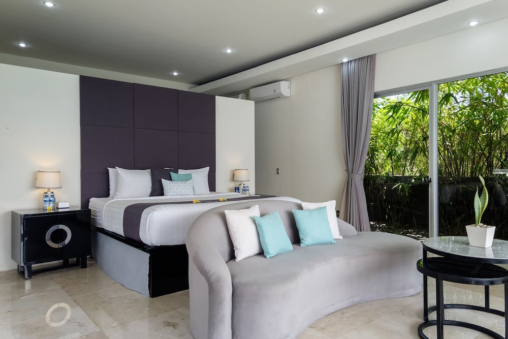 Suluban Cliff Bali Villa 18/50