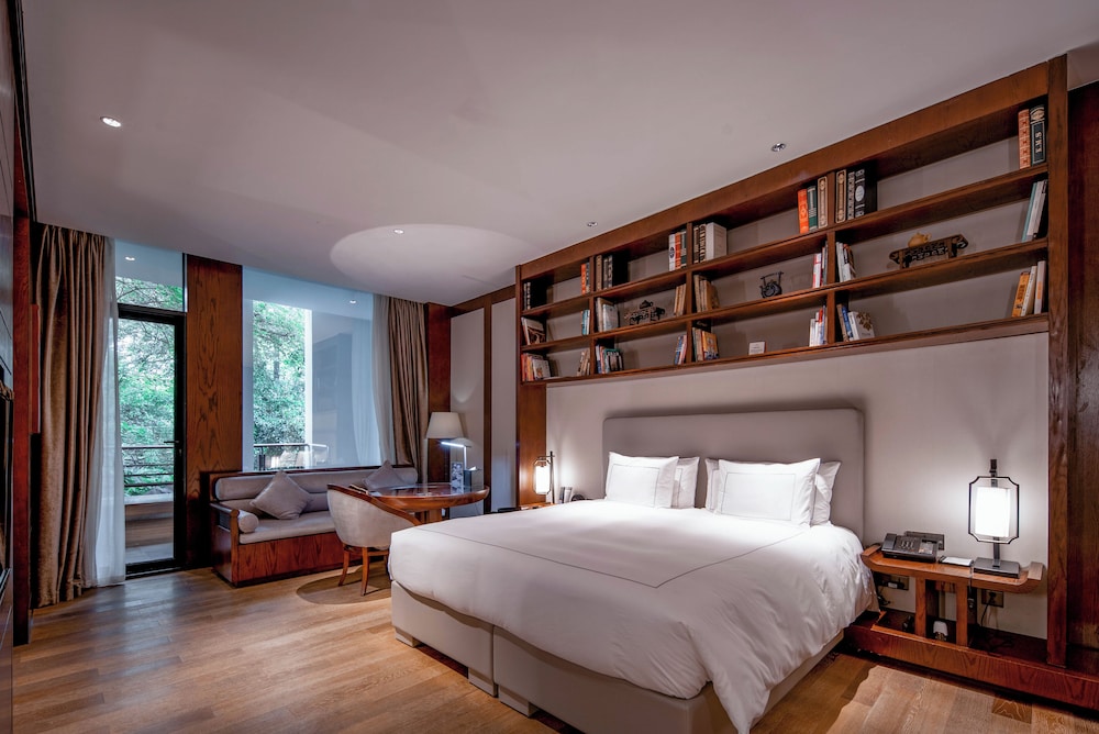 Tonino Lamborghini Hotel Suzhou 11/50