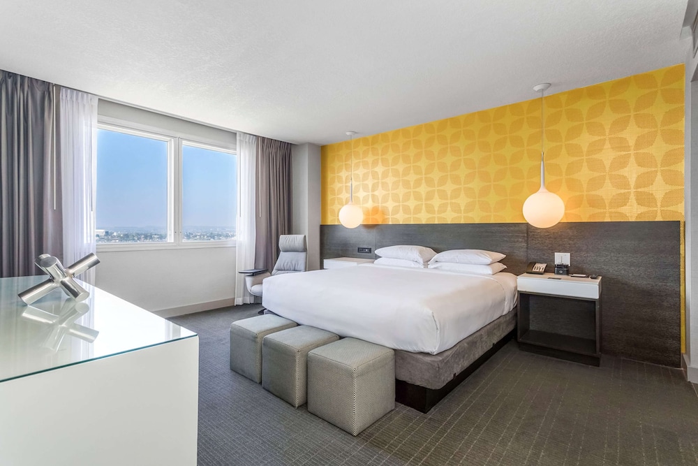 Hyatt Regency Los Angeles International Airport 14/46