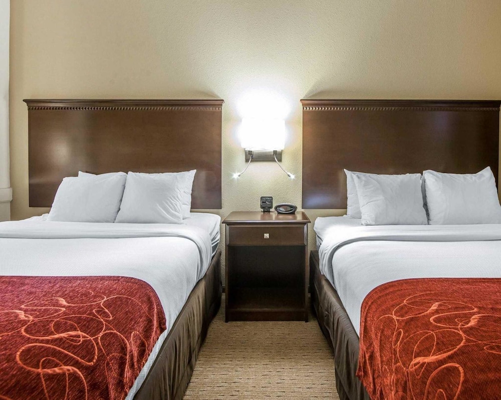Comfort Suites Marietta Parkersburg 10/49