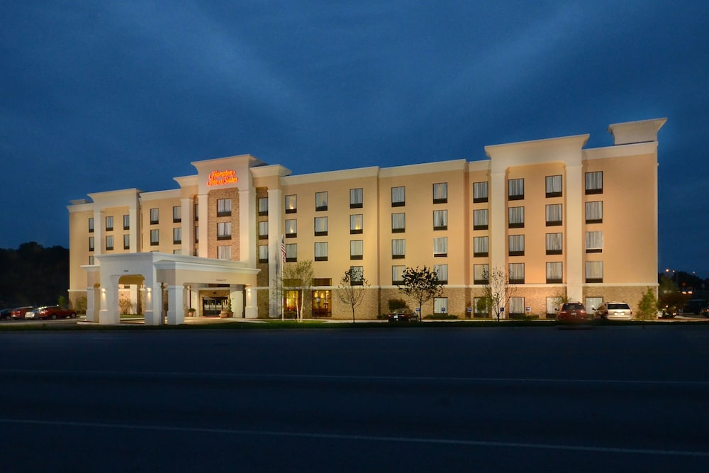Hampton Inn Suites Lynchburg 6/37