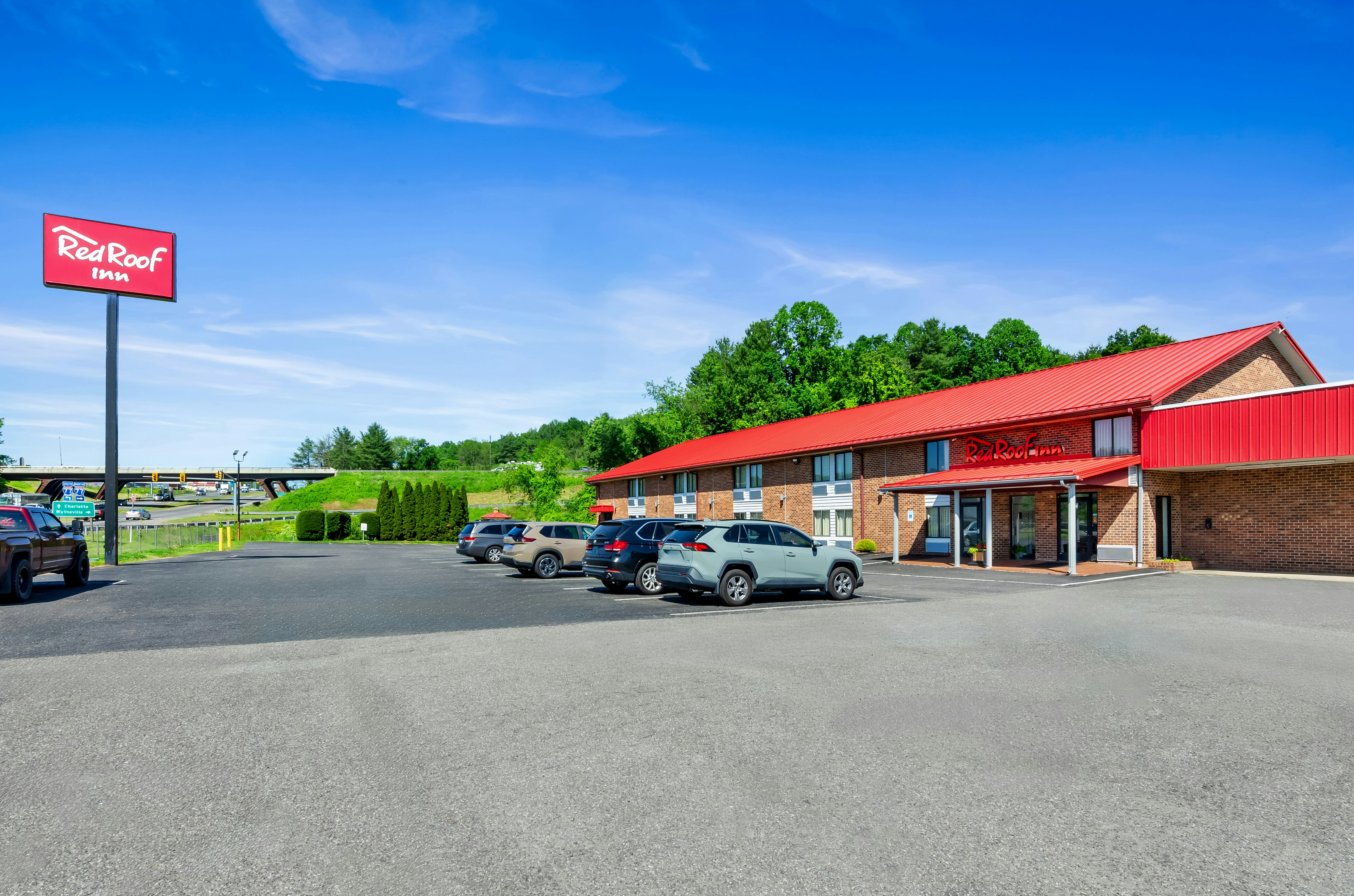 Red Roof Inn Hillsville 46/53