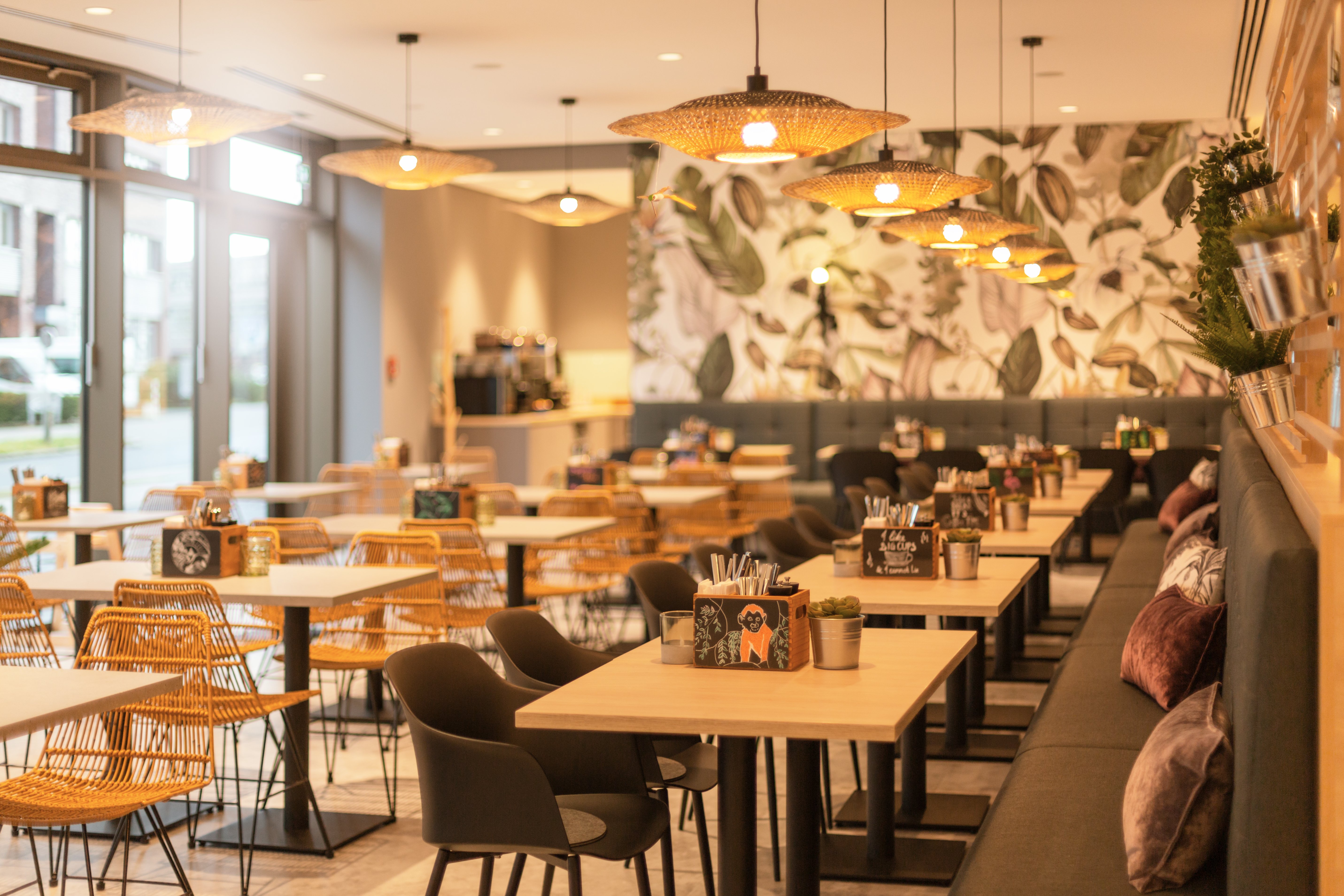 Holiday Inn - the niu, Crusoe Bremen Airport 34/42