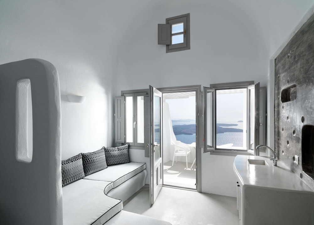 Tholos Resort 42/62