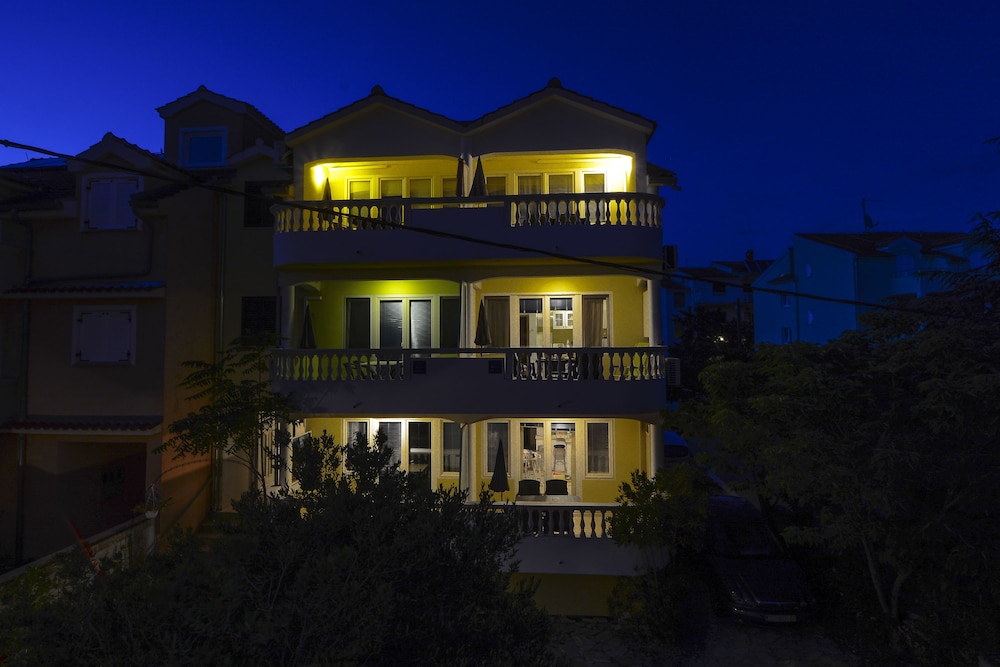 Vodice Lagom 2/50