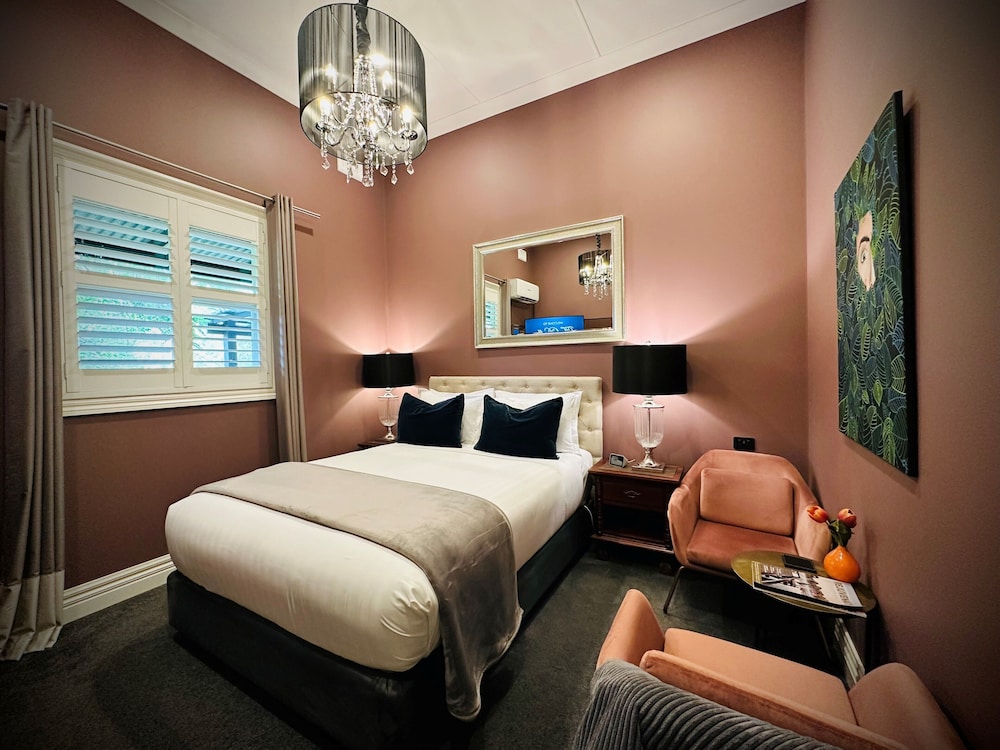 THE DUDLEY BOUTIQUE HOTEL 8/38