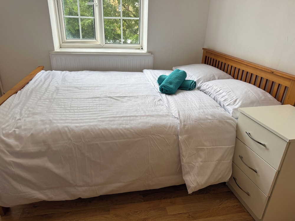 Rahal Hotel Hackney London 22/47
