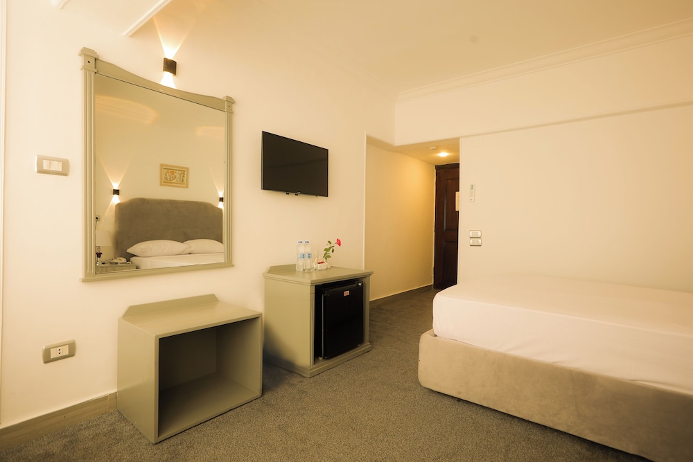 Aura Inn Hotel Cairo 39/62