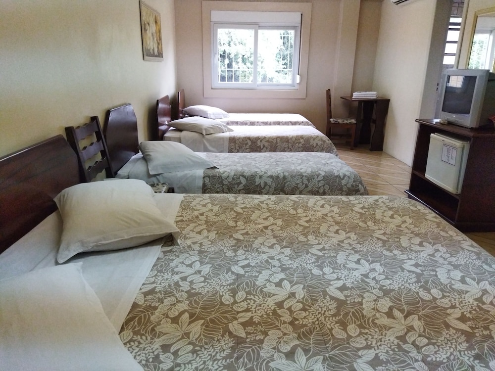 Hotel Pequenino 17/20
