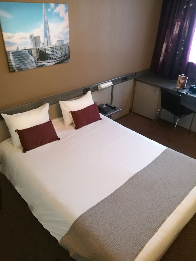 STANDARD, DOUBLE BED