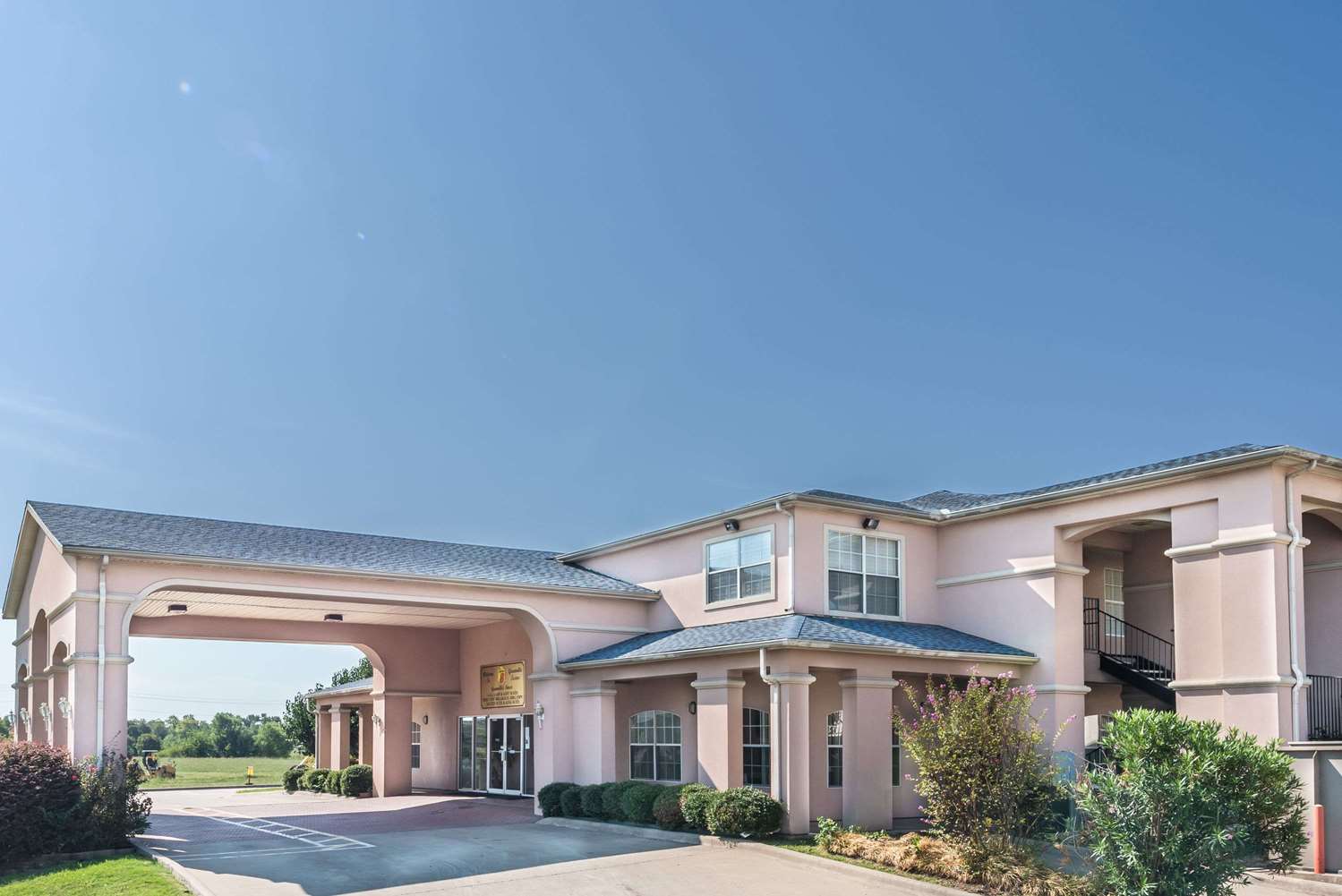 Quality Inn & Suites Greenville 1/11
