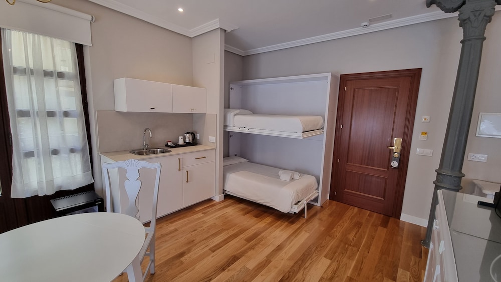 Infanta Isabel Hotel 41/64