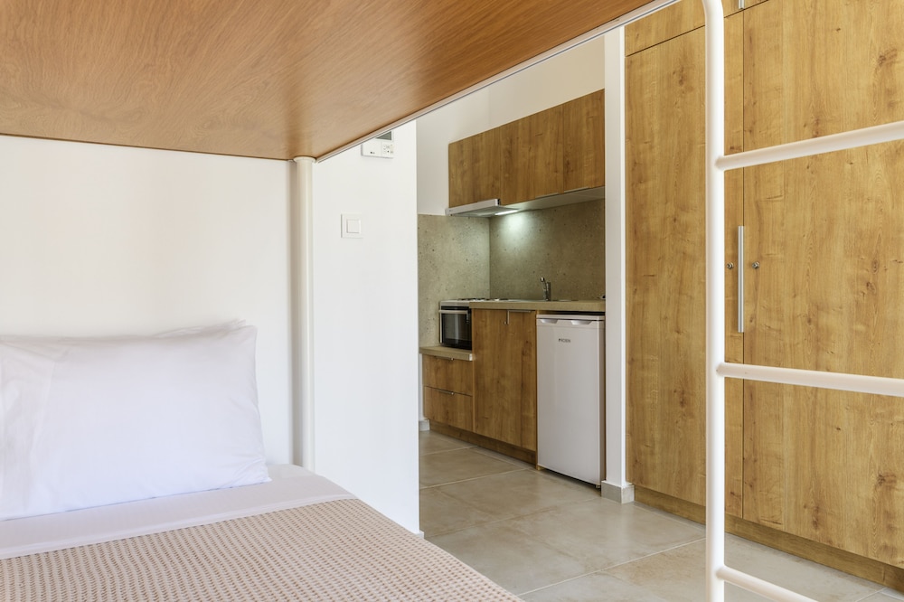 Mykonaki Hotel 18/36