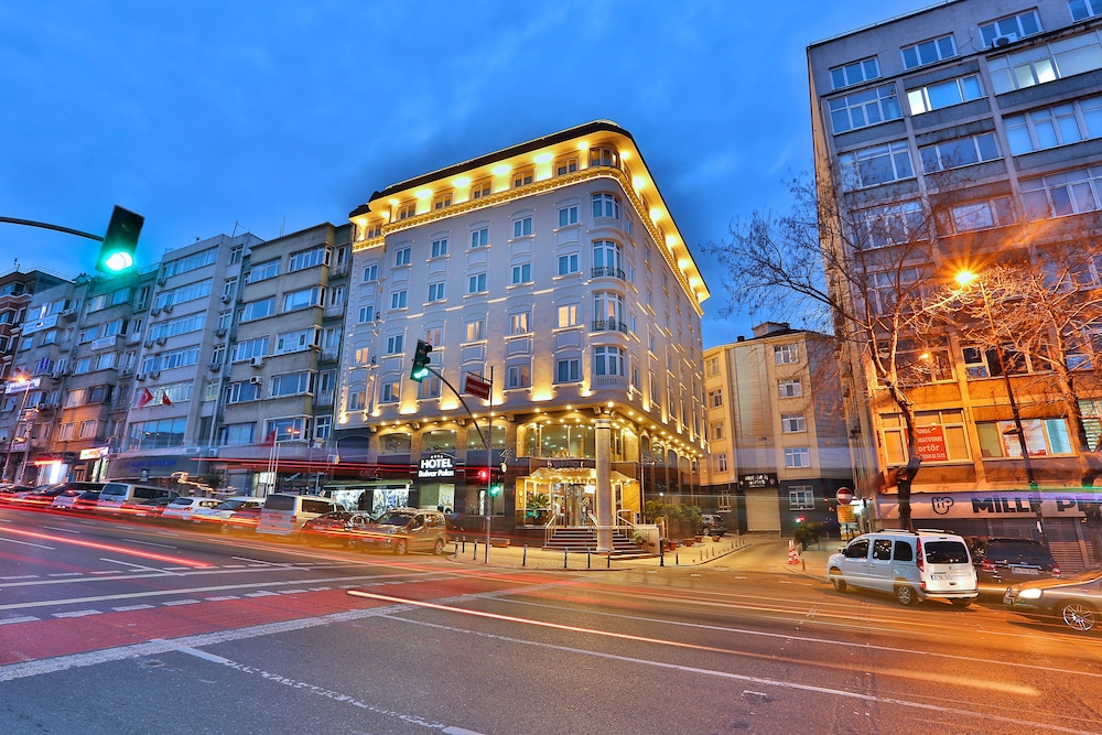 Hotel Bulvar Palas 64/67