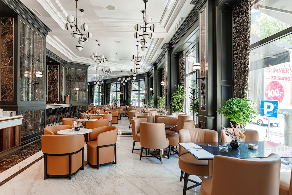 Hotel Balkan 46/63
