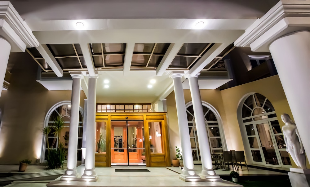 HOTEL KOUROS in DRAMA