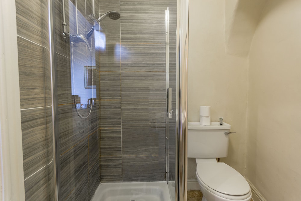 SMALL DOUBLE, COMFORT, DOUBLE BED