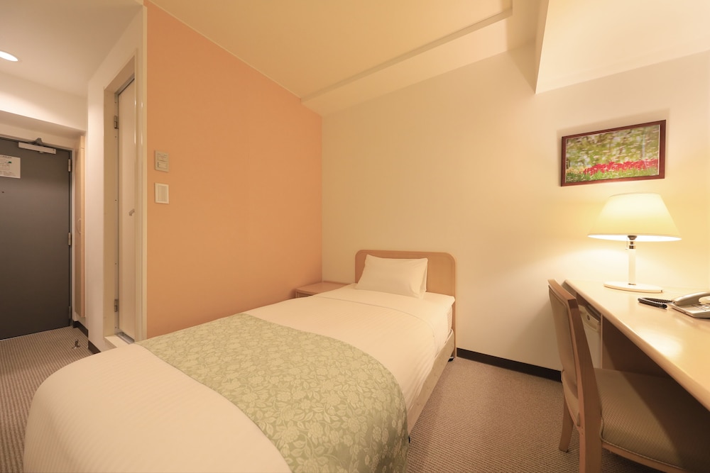 Hotel Famy Inn Kinshicho 20/70