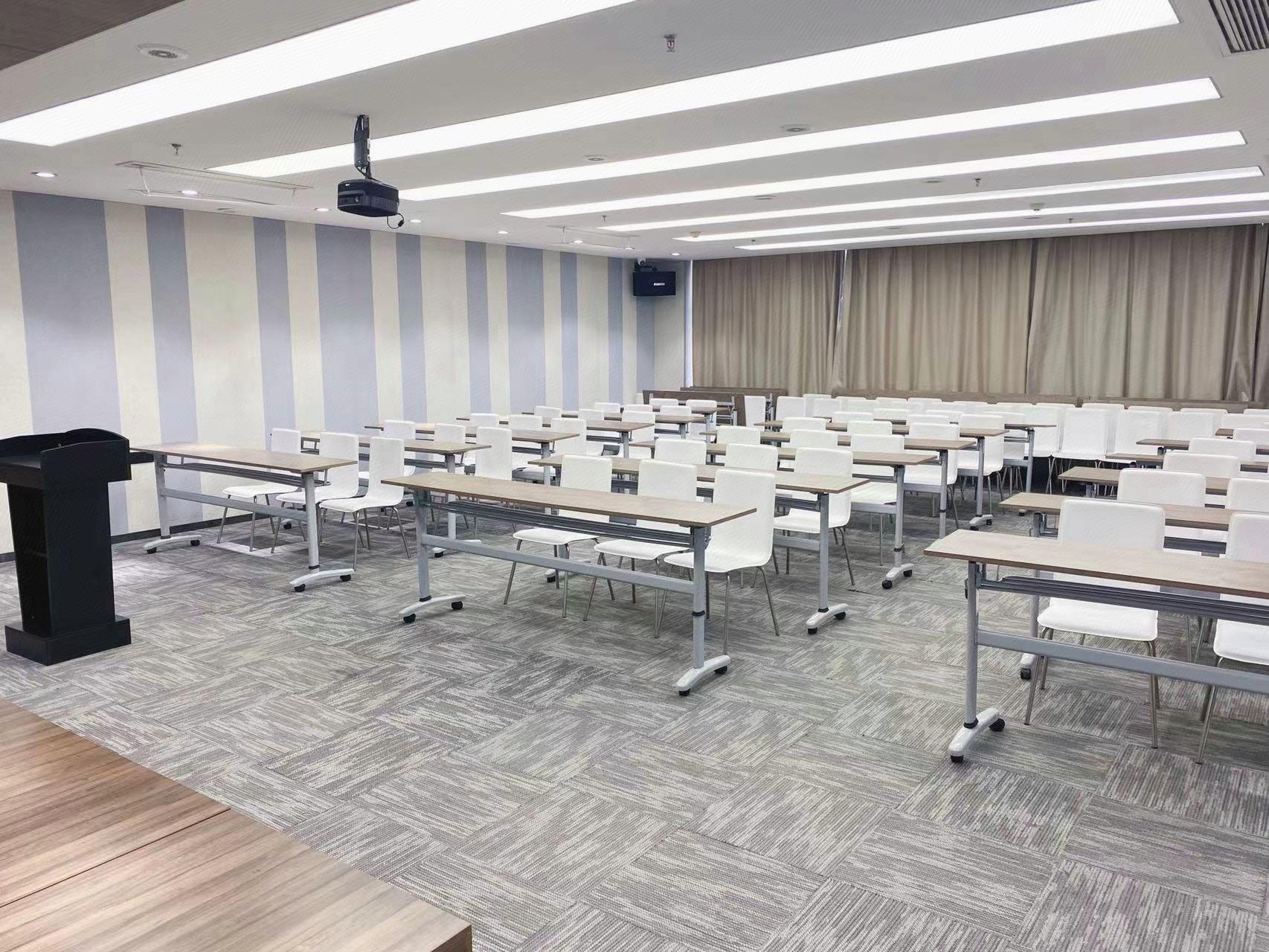 Hanting Hotel Qingdao Licang Jinshui Road 28/32