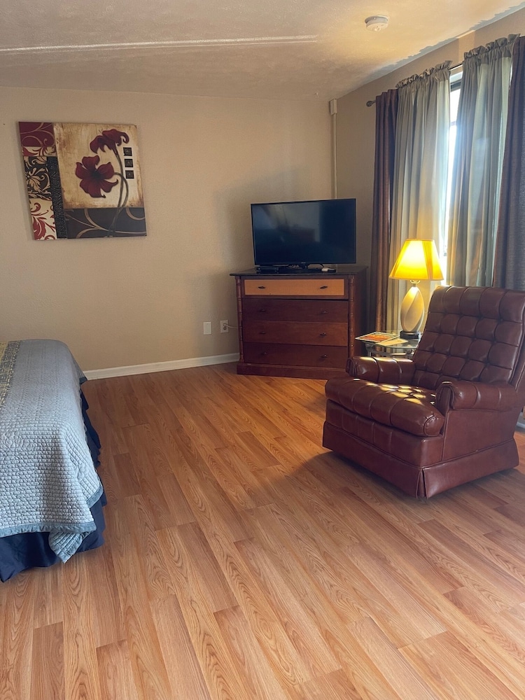 ANS Inn & Suites 27/50