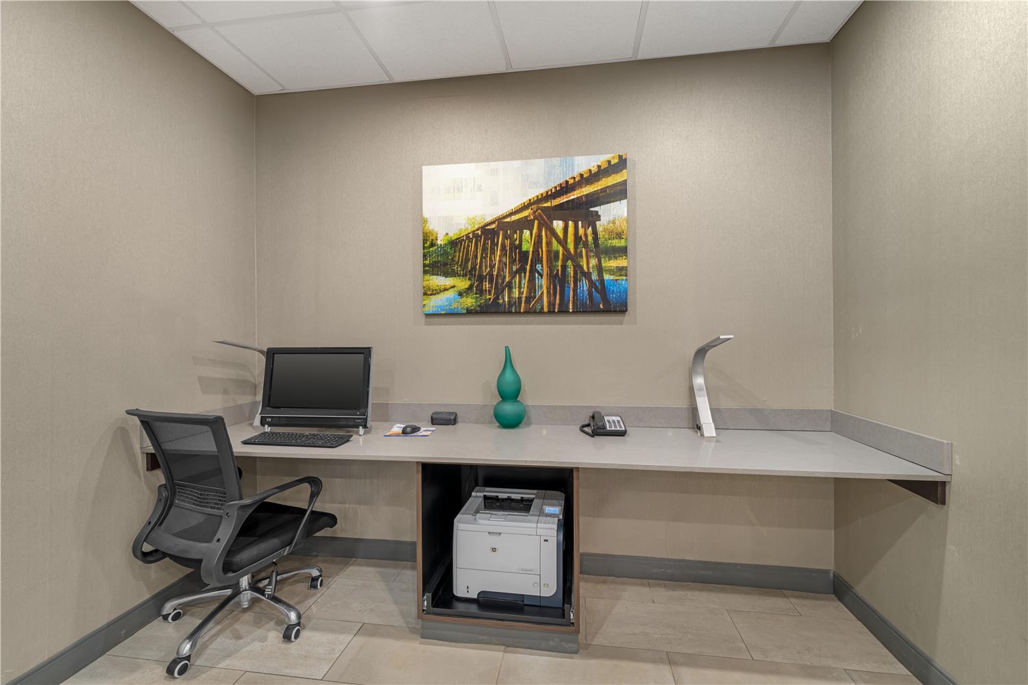 Best Western Plus McPherson 18/21