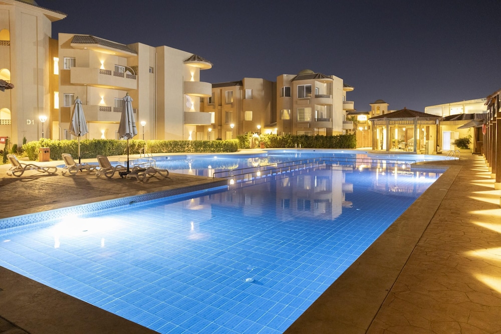 Marom Port Said Resort & Beach 25/57