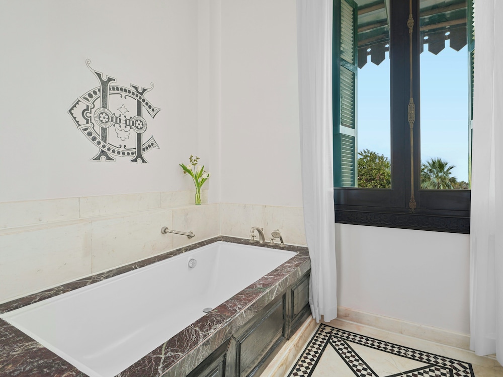 Palace, Suite, Garden View 3/4
