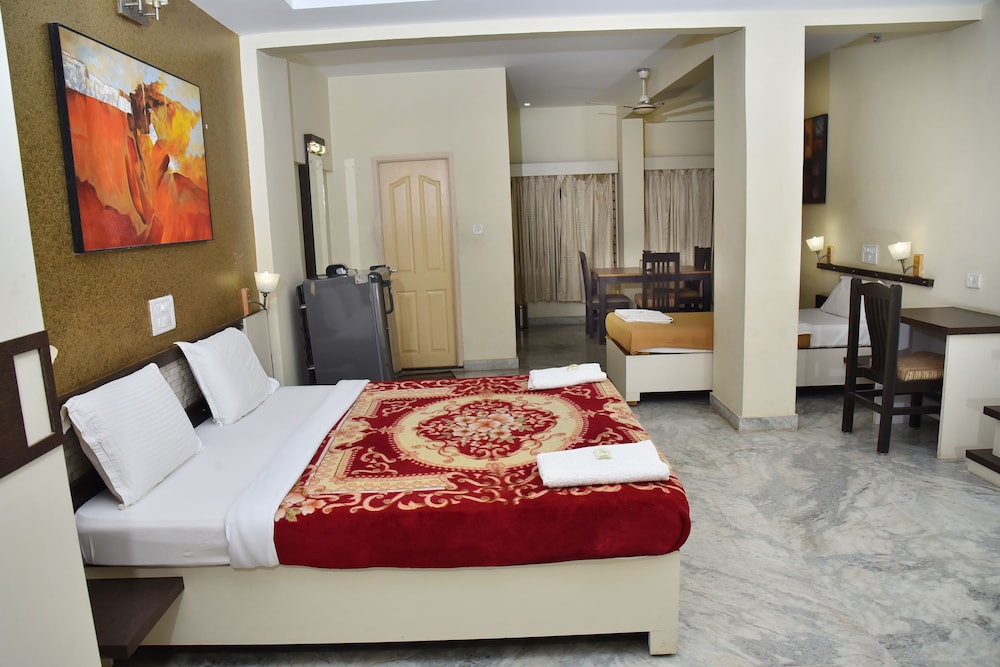 Hotel Ashlesh 12/39