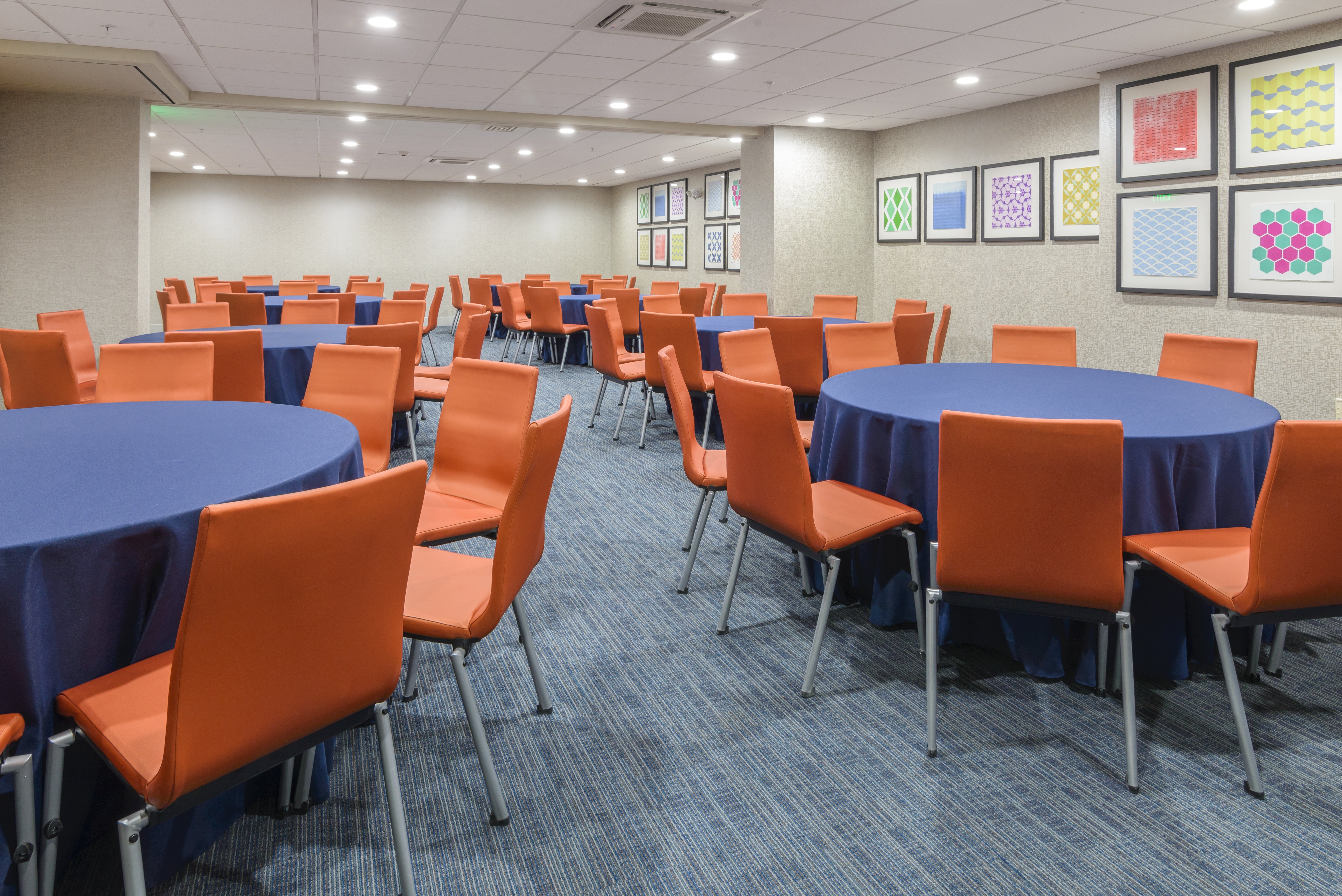 Holiday Inn Express Southington 59/61