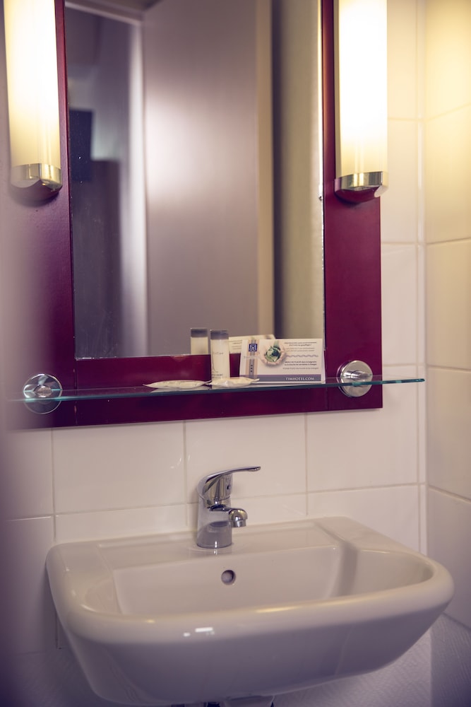 TIMHOTEL LE LOUVRE 54/56