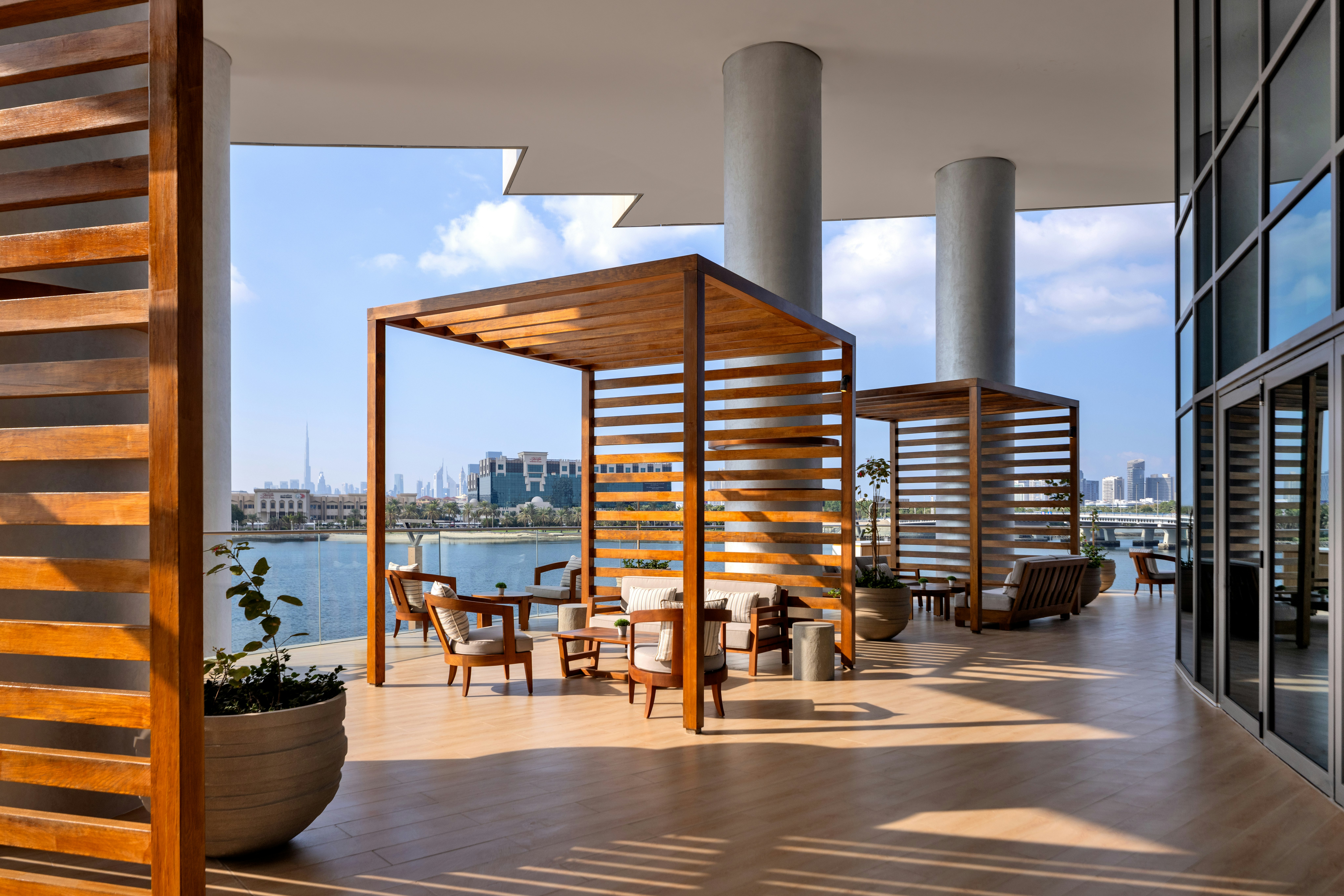 Hilton Dubai Creek Hotel & Residences 28/32