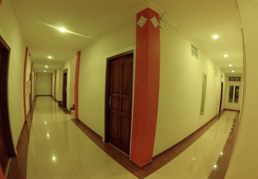 The Kanjeng Hotel Kuta 23/36