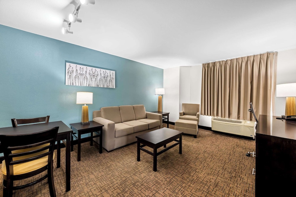 Sleep Inn and Suites Kingsport TriCities Airport 26/50