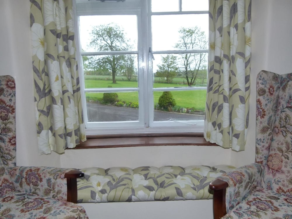 Collaven Manor Hotel 39/78