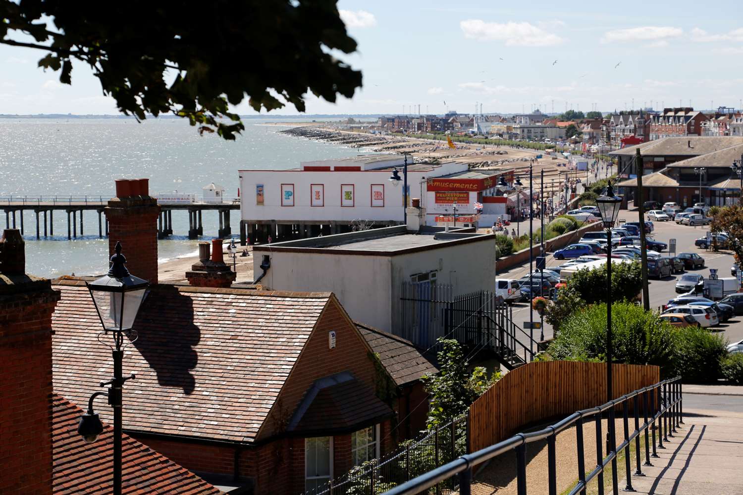 Brook Hotel, Felixstowe 3/16
