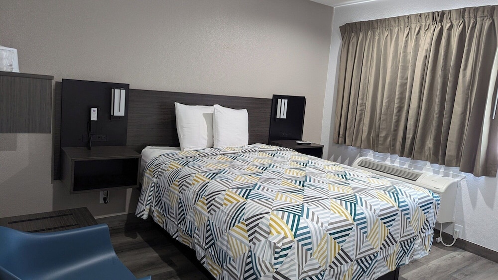 Motel6 Victoria, TX 30/52